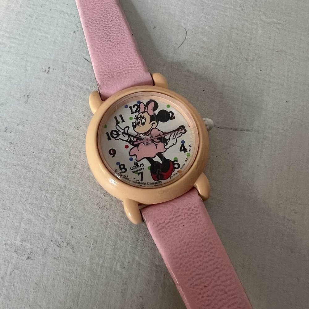 Vintage Disney Minnie Mouse Baby Pink Lorus Wrist Watch 80s 90s